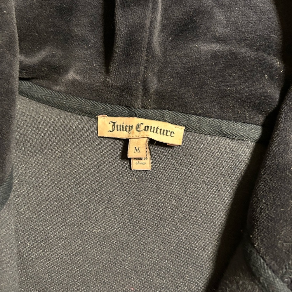 Juicy Couture Zip Up - Picture 3 of 3